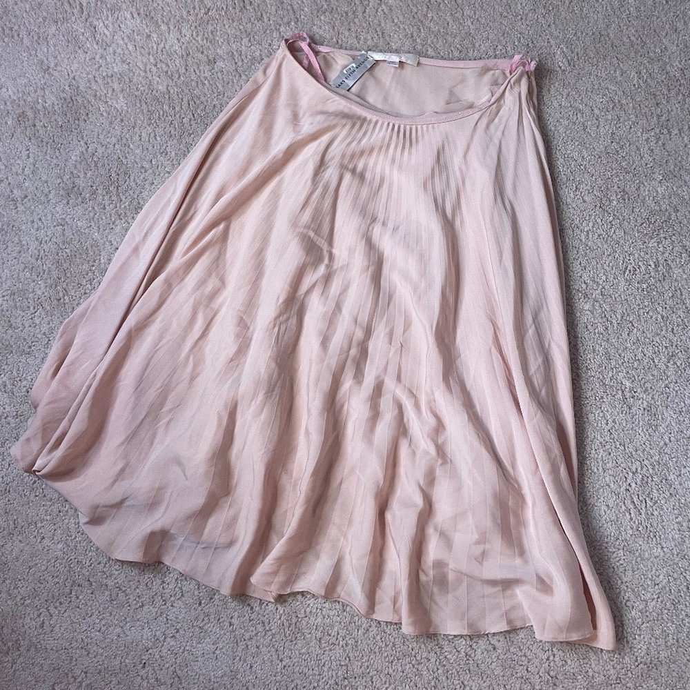 Oscar De La Renta Pleated Silk Skirt Light Pink Size M